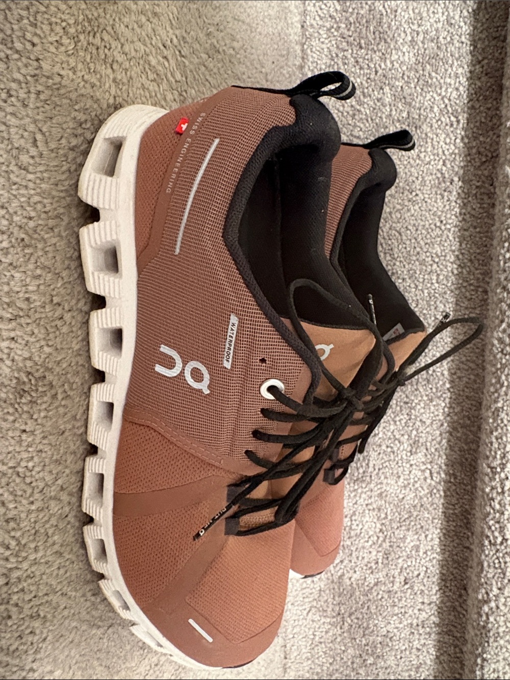 On Running Cloud Women’s Running Shoes - size 10.5